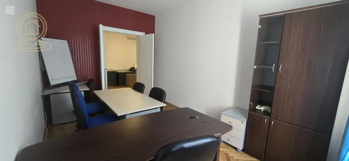 poslovni prostor Savski venac Ekonomski fakultet i Savski Trg 1000 evra 