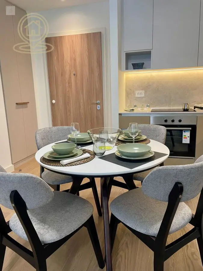 Dvosoban stanovi Savski venac Beograd na vodi 1200 evra 