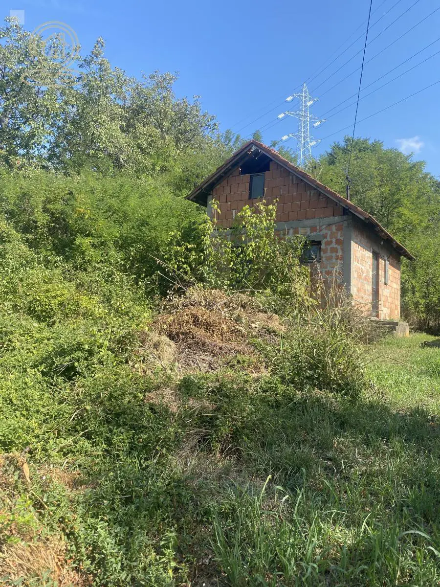 plac Voždovac - 240000 evra 