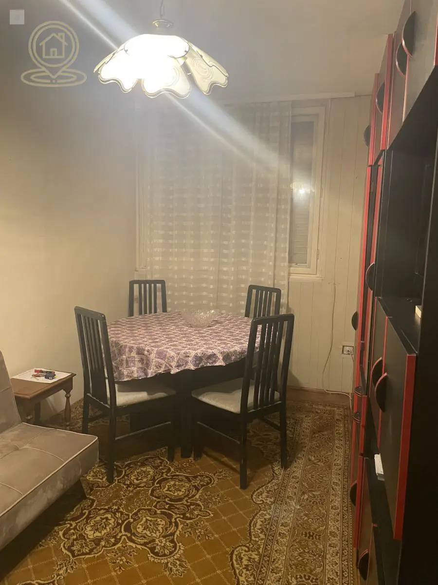 Beograd Palilula Trosoban stanovi 300 evra 