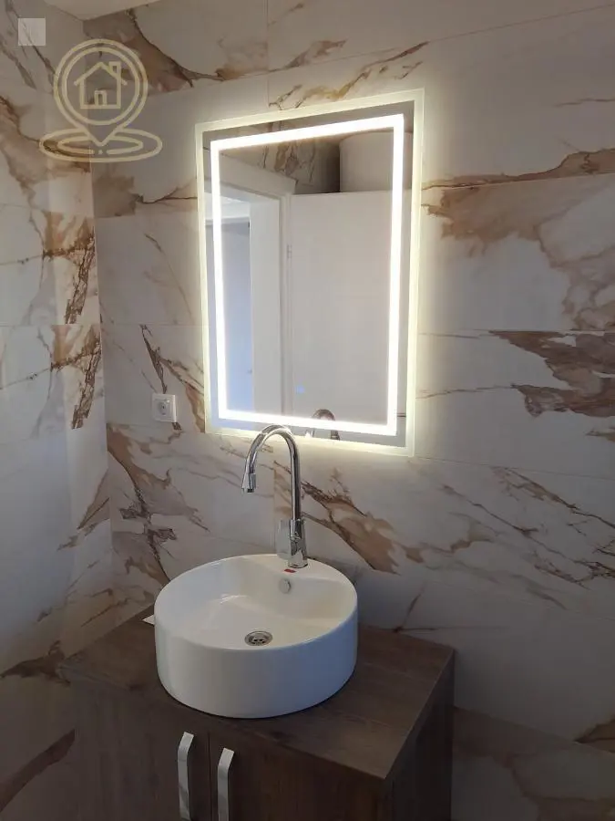 Niš Mediana  novogradnja  uknjizeni Troiposoban stanovi 159000 evra 