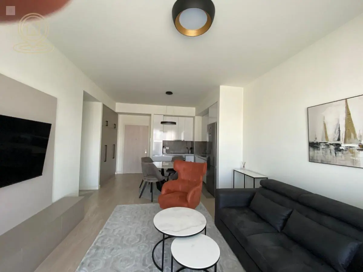  novogradnja Trosoban stanovi Savski venac Beograd na vodi 1600 evra 