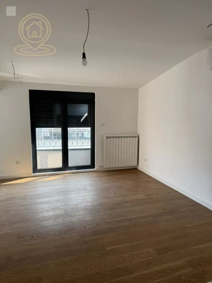 stanovi Beograd Lekino Brdo  novogradnja  uknjizeni Troiposoban 