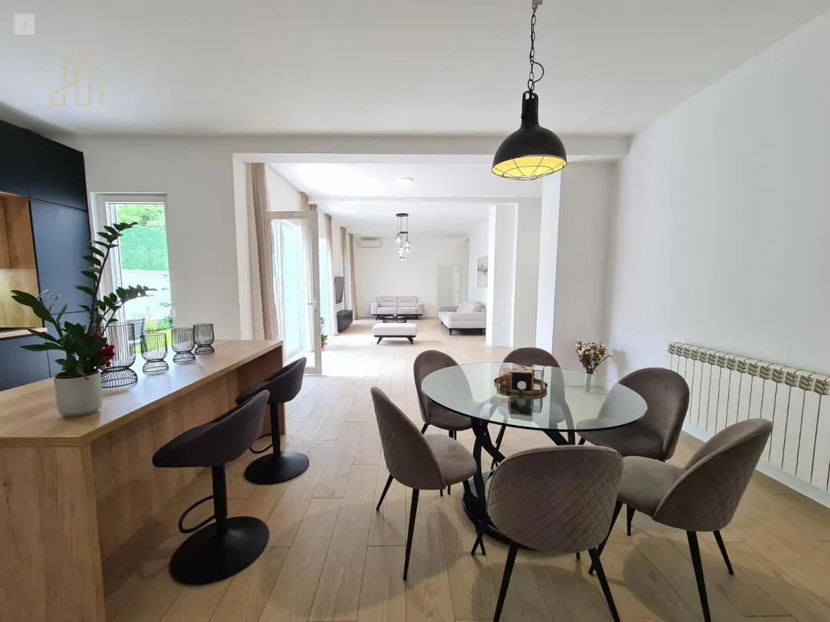 Šestosoban stanovi Savski venac Dedinje 950000 evra 