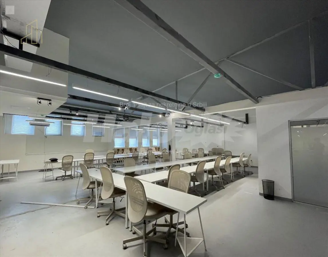 Beograd Voždovac  novogradnja poslovni prostor 20000 evra 