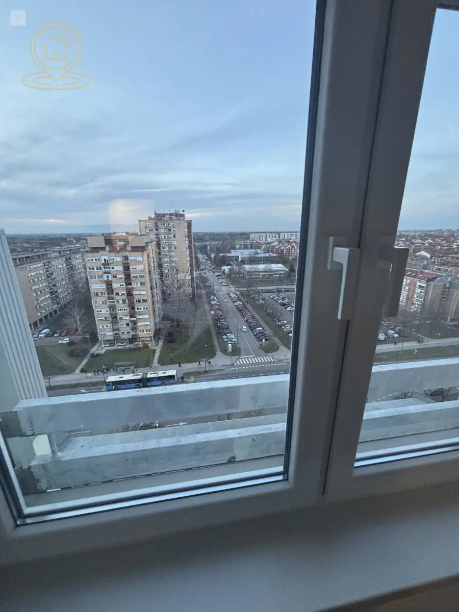 Novi Sad Novo Naselje Dvoiposoban stanovi 400 evra 