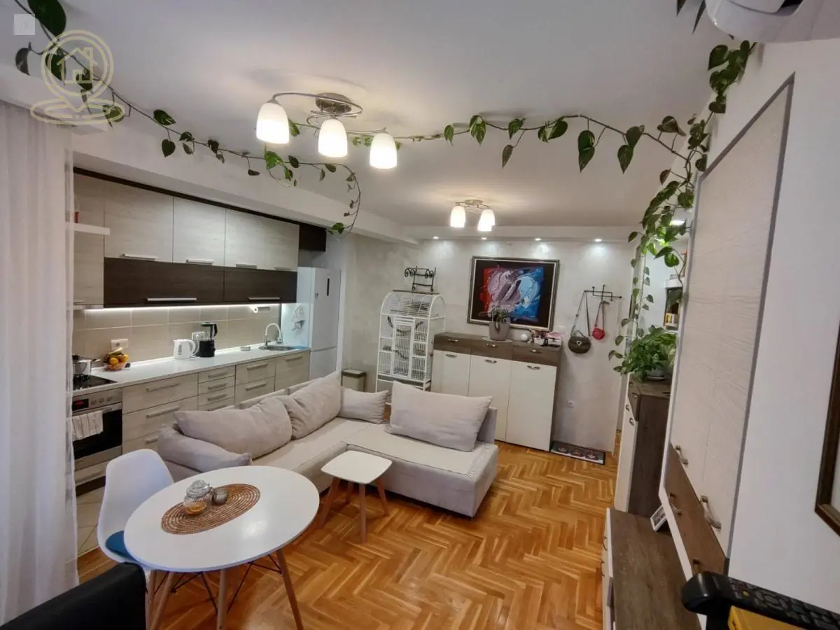  uknjizeni Dvosoban stanovi Grbavica - 147290 evra 