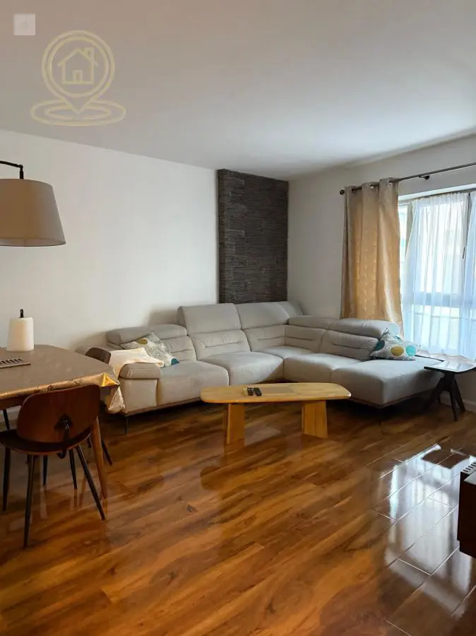  uknjizeni Trosoban stanovi Centar - 127000 evra 