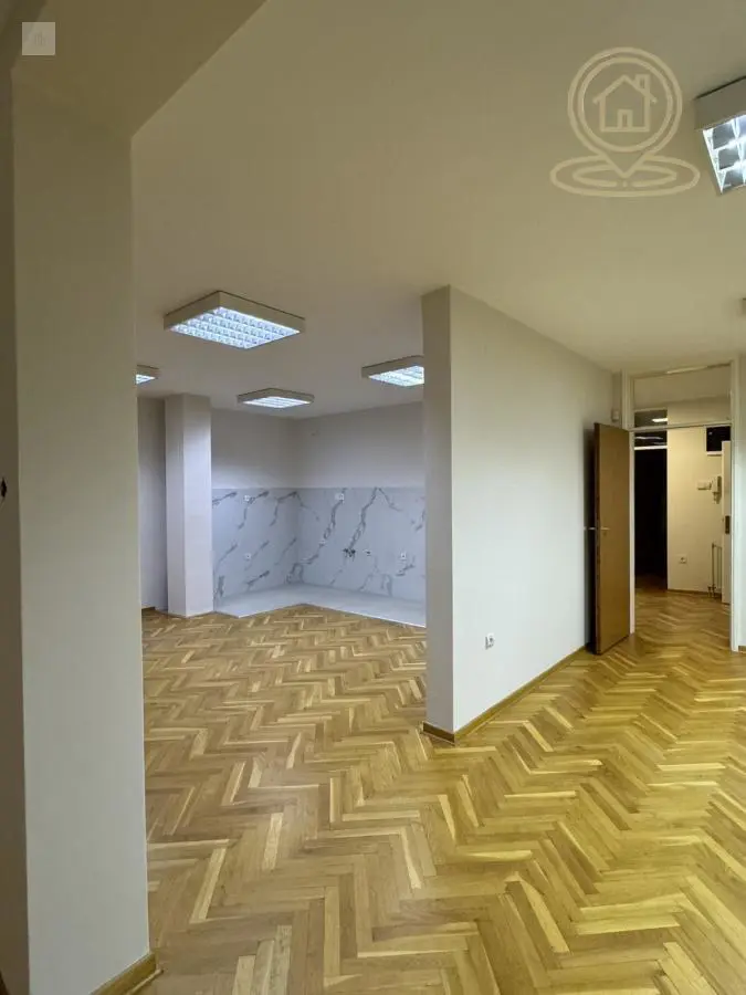 Niš Stari Grad Četvoroiposoban stanovi 700 evra 