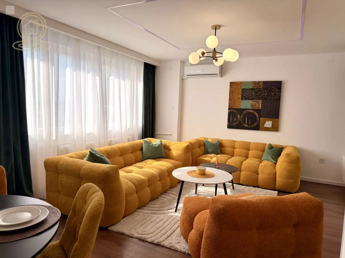 stanovi Niš Dom zdravlja  uknjizeni Trosoban 