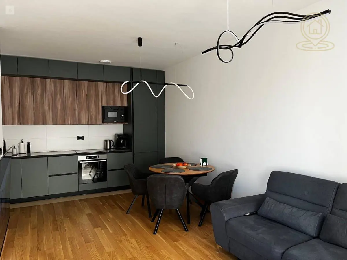 Četvorosoban stanovi Grbavica - 214400 evra 