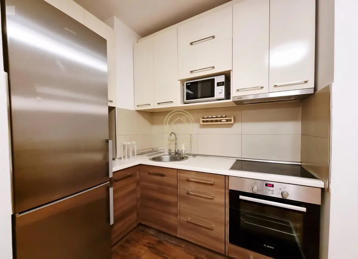 Novi Sad Nova detelinara  uknjizeni Dvoiposoban stanovi 184500 evra 