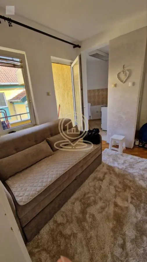 stanovi Novi Sad Matice Srpske Jednoiposoban 