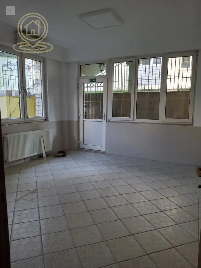 Novi Sad Grbavica poslovni prostor 1200 evra 