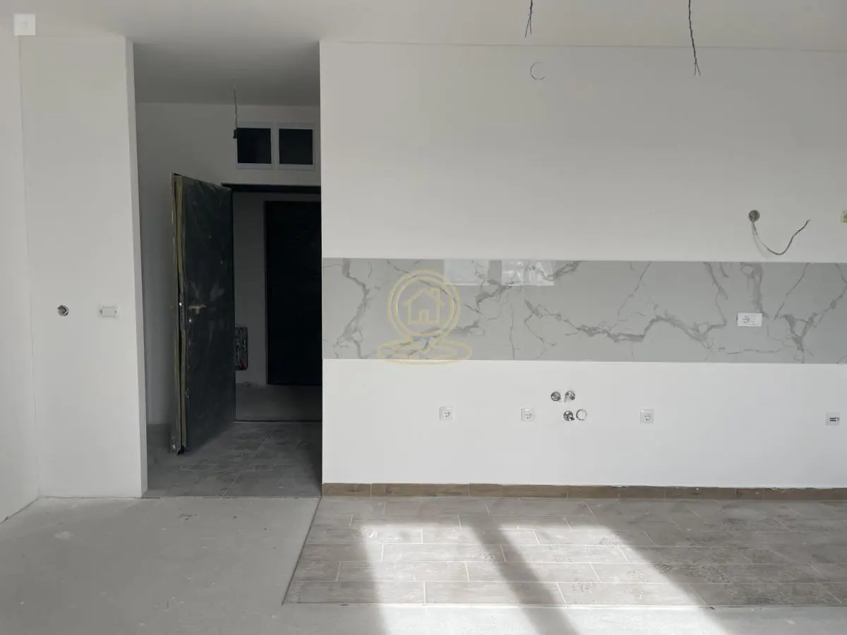  uknjizeni  novogradnja Jednosoban stanovi Petrovaradin - 72900 evra 