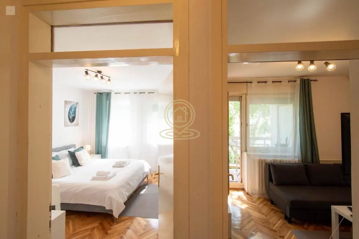 Jednoiposoban stanovi Bulevar Oslobođenja - 390 evra 