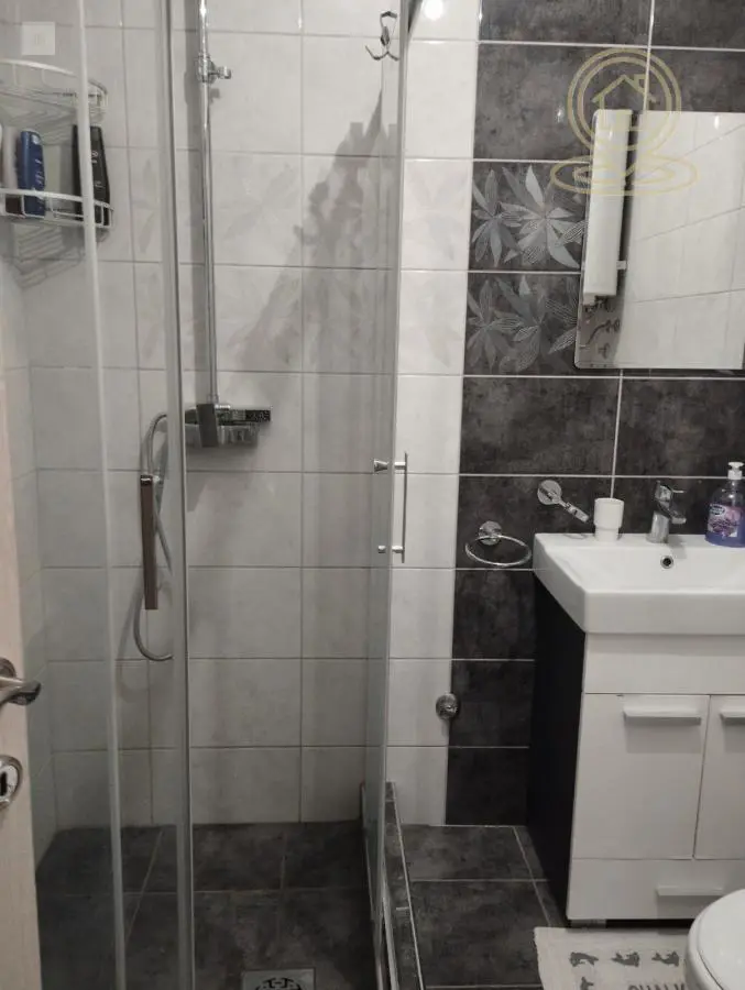 Jednoiposoban stanovi Podbara - 450 evra 
