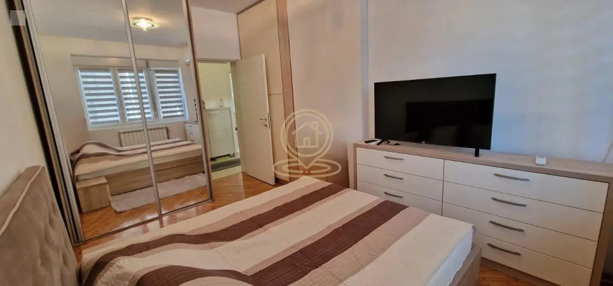 Beograd Vračar Trosoban stanovi 800 evra 