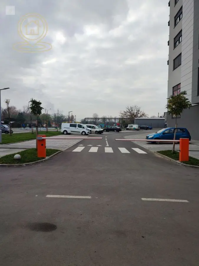  uknjizeni garaža Nova detelinara - 18540 evra 