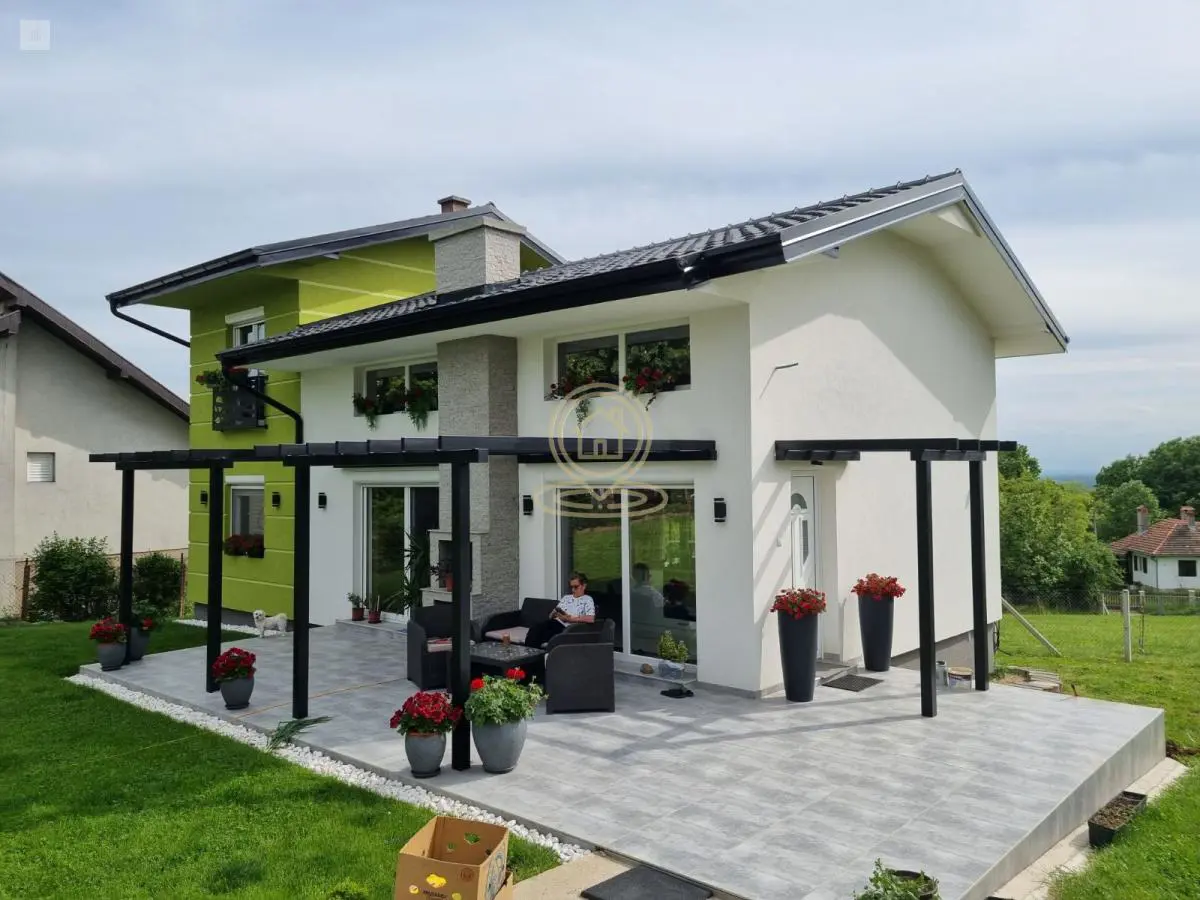 Beograd Barajevo  novogradnja  uknjizeni kuće 209000 evra 