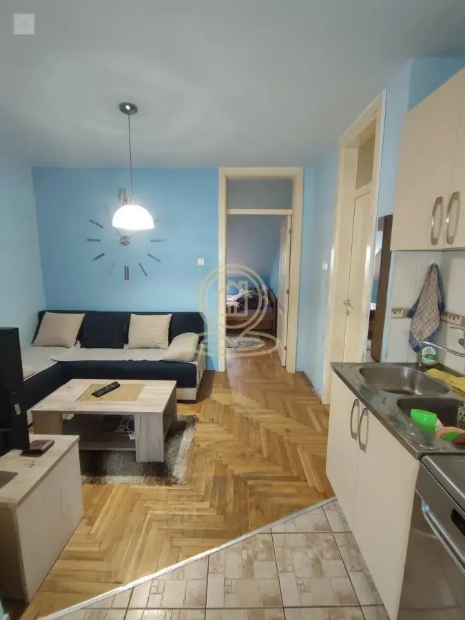  uknjizeni Jednoiposoban stanovi Podbara - 88580 evra 