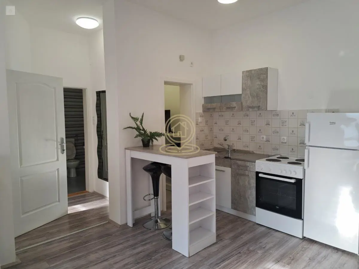 stanovi Novi Sad  uknjizeni Trosoban 