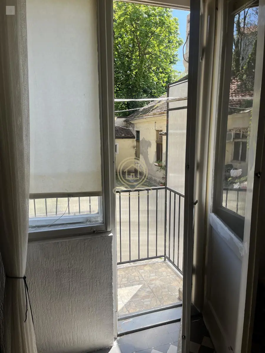 Dvosoban stanovi Stari Grad Dorćol gornji 450 evra 