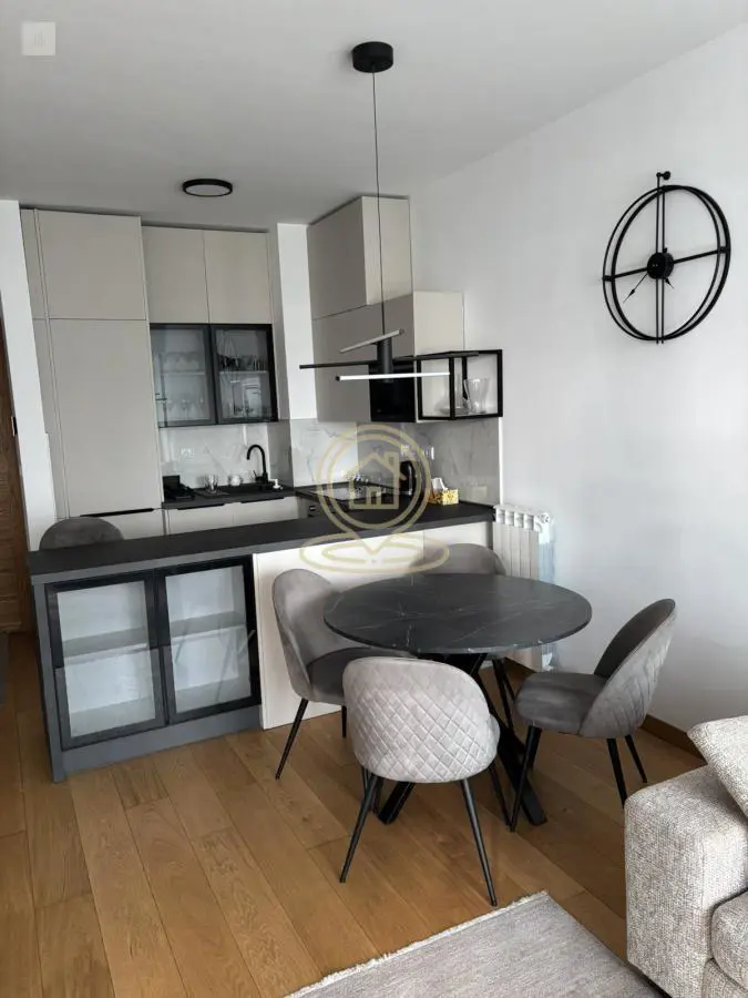 Beograd Novi Beograd Dvoiposoban stanovi 1400 evra 