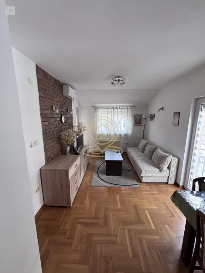  uknjizeni Dvosoban stanovi Centar - 77000 evra 