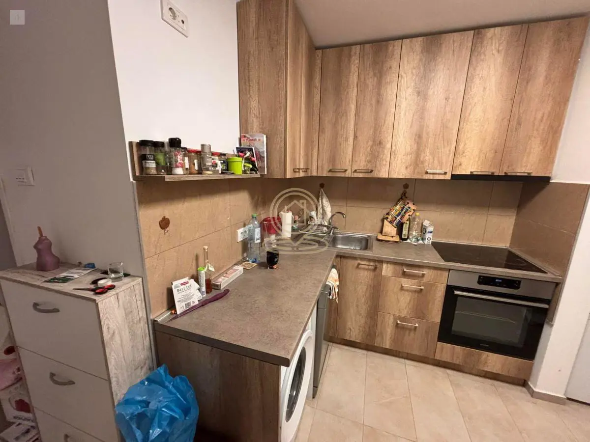 Novi Sad Detelinara Jednosoban stanovi 300 evra 