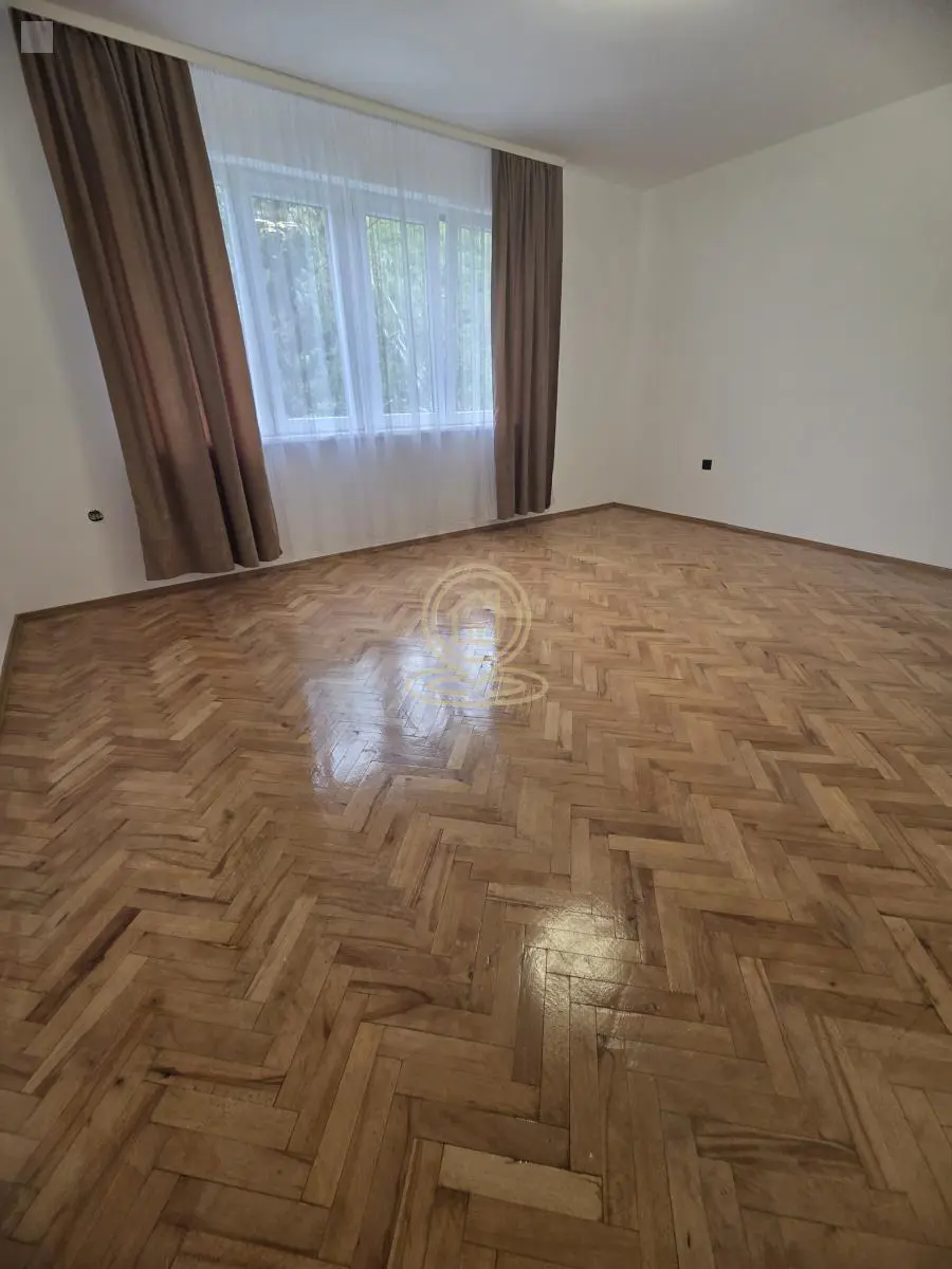  uknjizeni Dvoiposoban stanovi Palilula Bogoslovija 103000 evra 