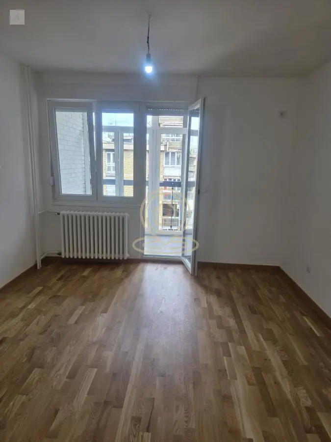  uknjizeni Dvosoban stanovi Kej - 149350 evra 