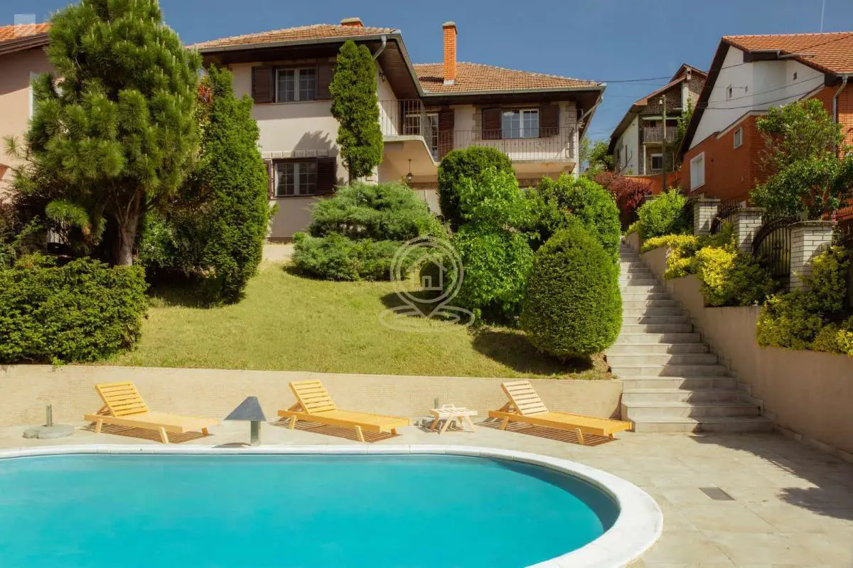 kuće Ledinci - 2900 evra 