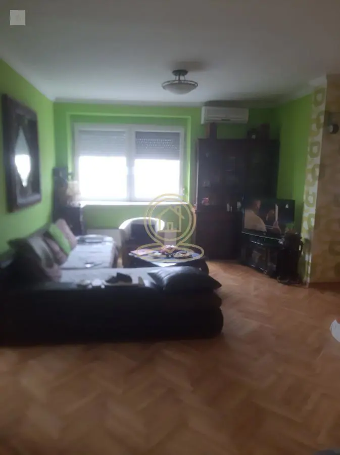  uknjizeni Trosoban stanovi Centar - 135000 evra 