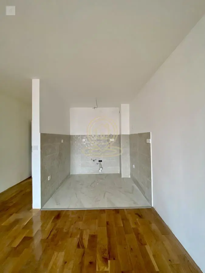 stanovi Niš Crveni pevac  novogradnja Četvoroiposoban 