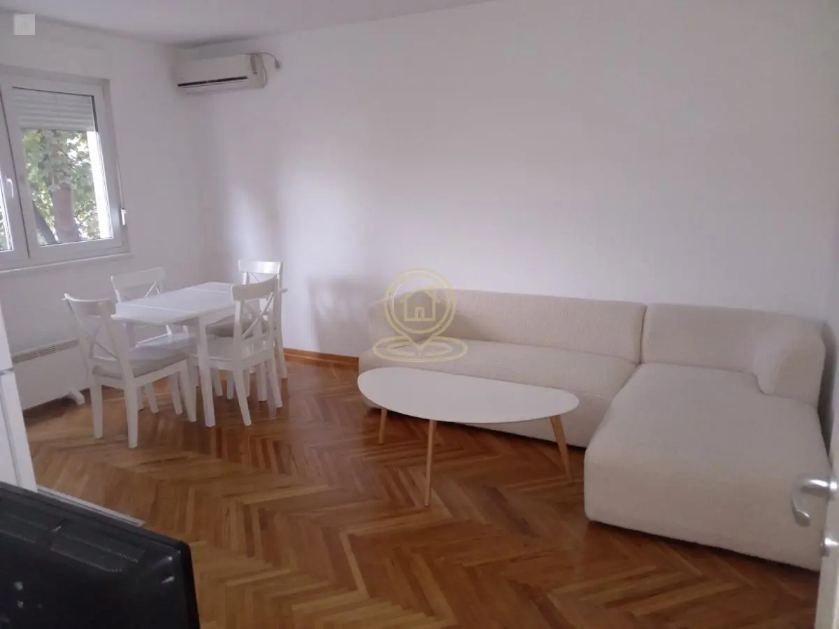 Beograd Palilula Dvosoban stanovi 500 evra 