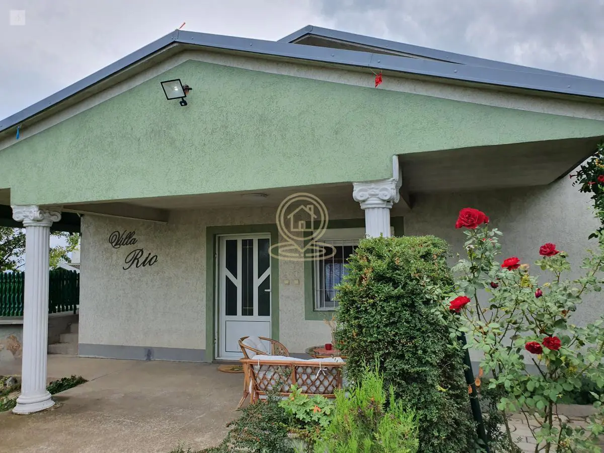 Inđija Okolina kuće 262000 evra 