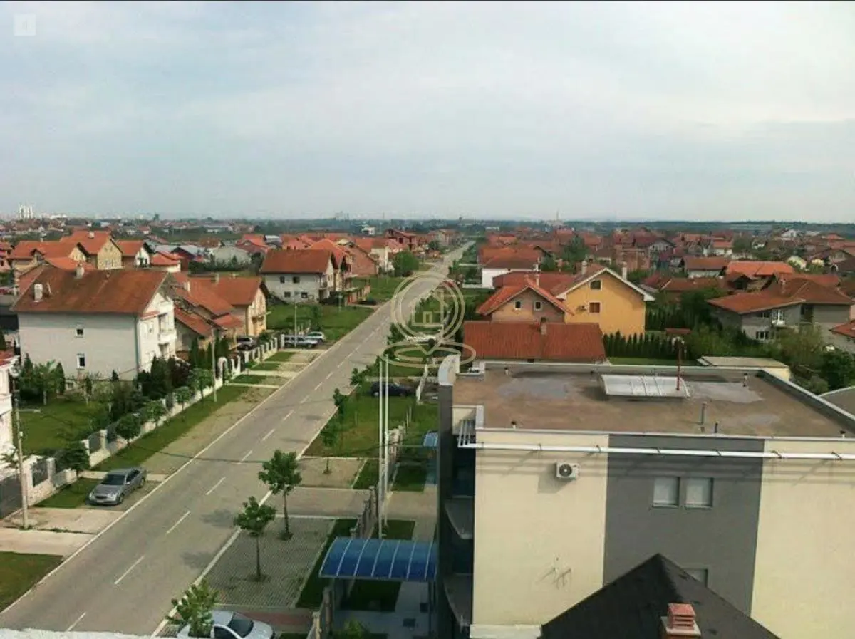 Beograd Zemun plac 135000 evra 