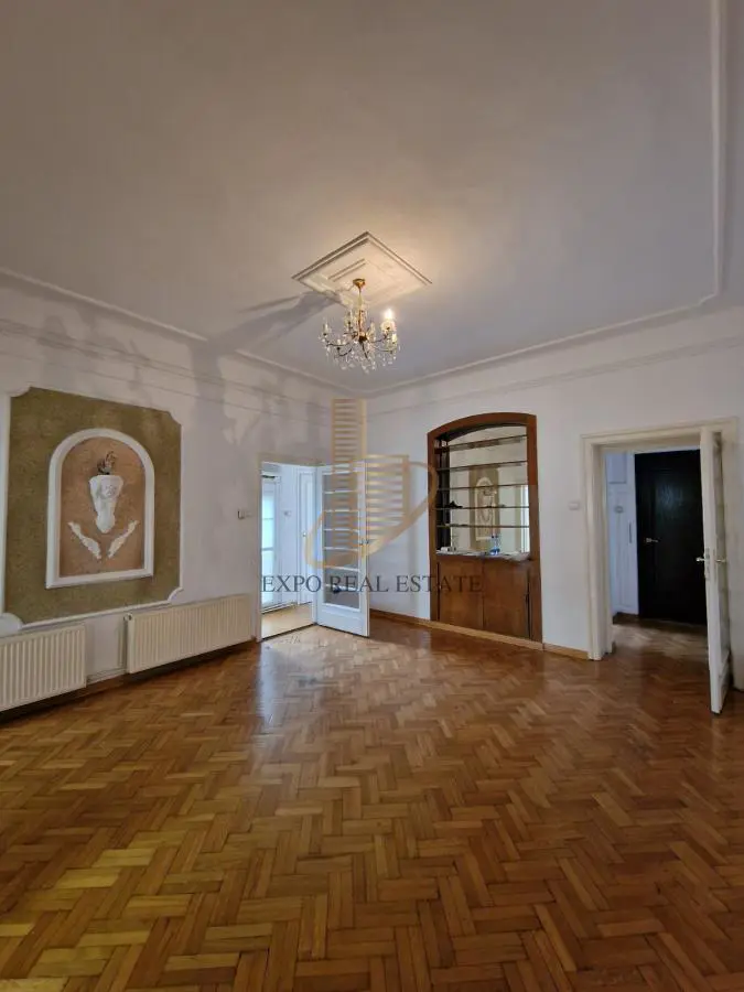 Trosoban stanovi Savski venac Savski venac lokacija 1050 evra 