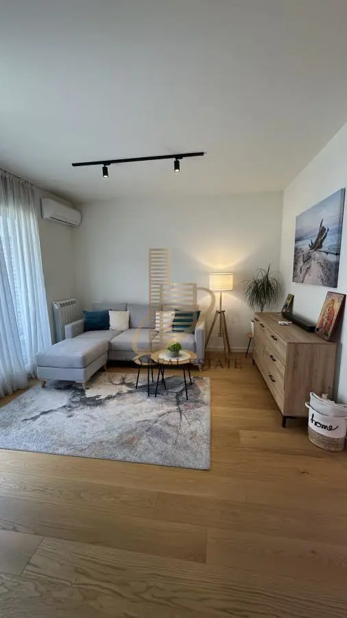 stanovi Beograd Bežanijska kosa 2  novogradnja  uknjizeni Jednoiposoban 