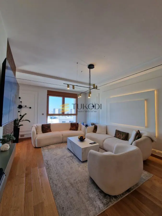  uknjizeni  novogradnja Petosoban stanovi Novi Beograd Belvil (A blok) 790000 evra 