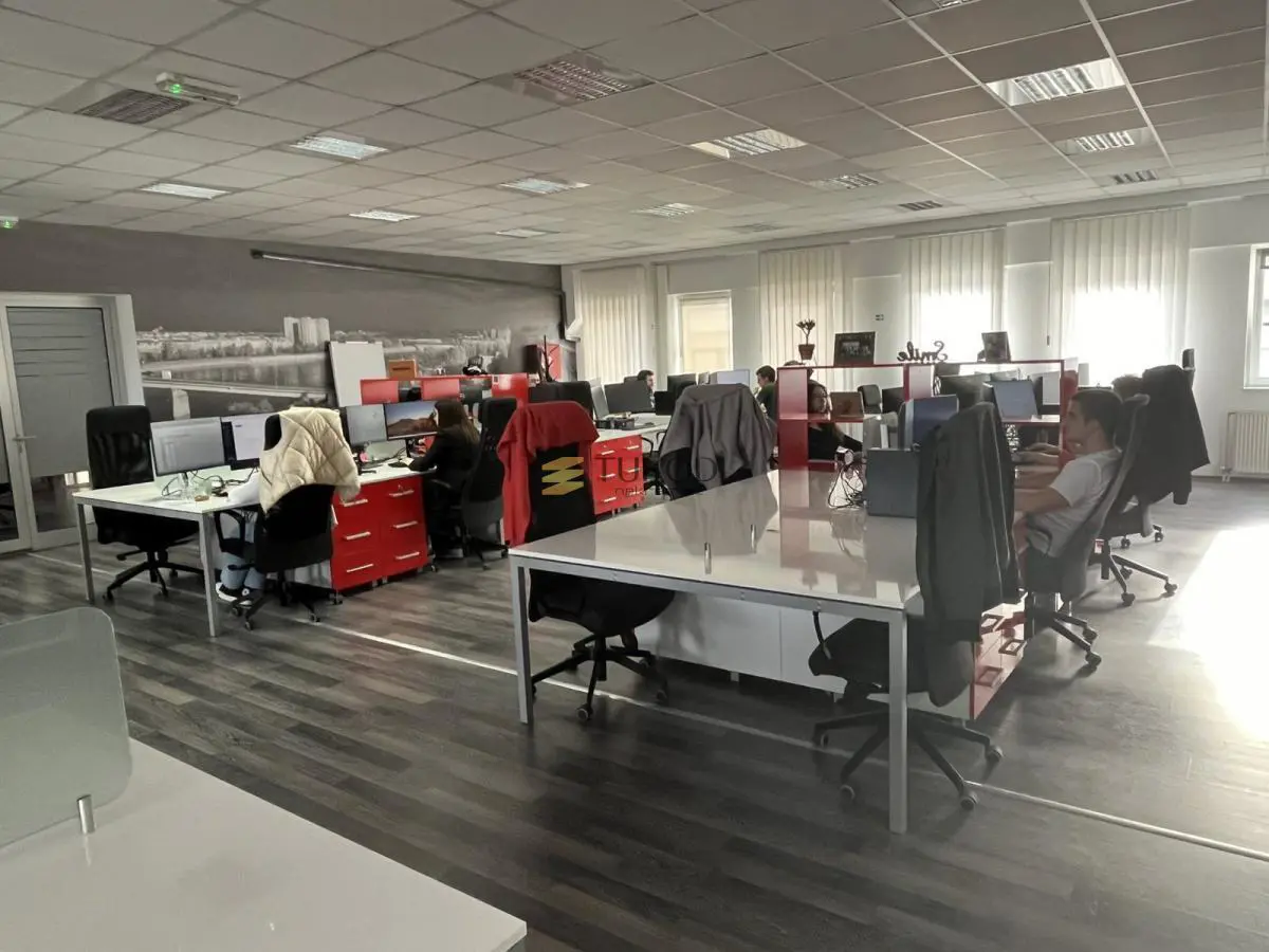 Novi Sad Novo Naselje  novogradnja poslovni prostor 7800 evra 