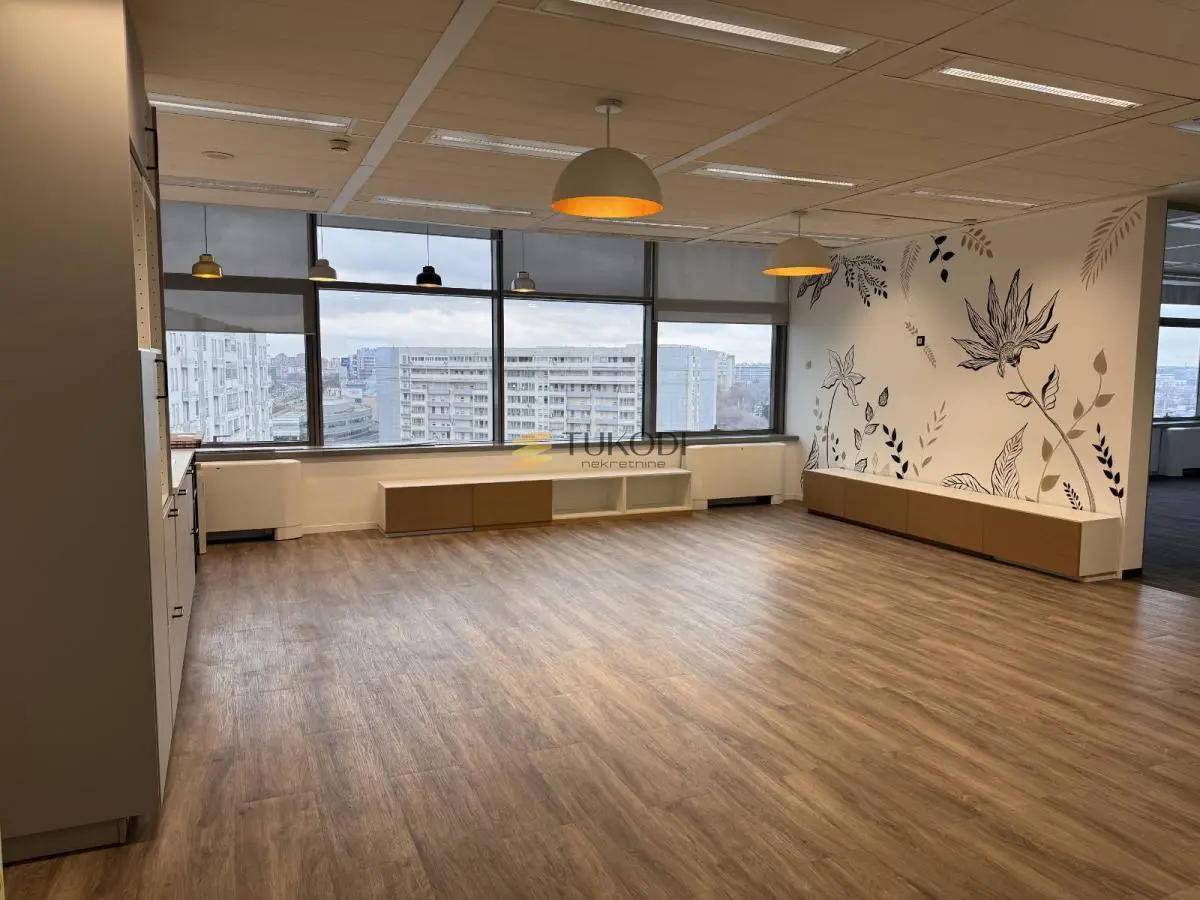  novogradnja poslovni prostor Novi Beograd Belvil (A blok) 20000 evra 