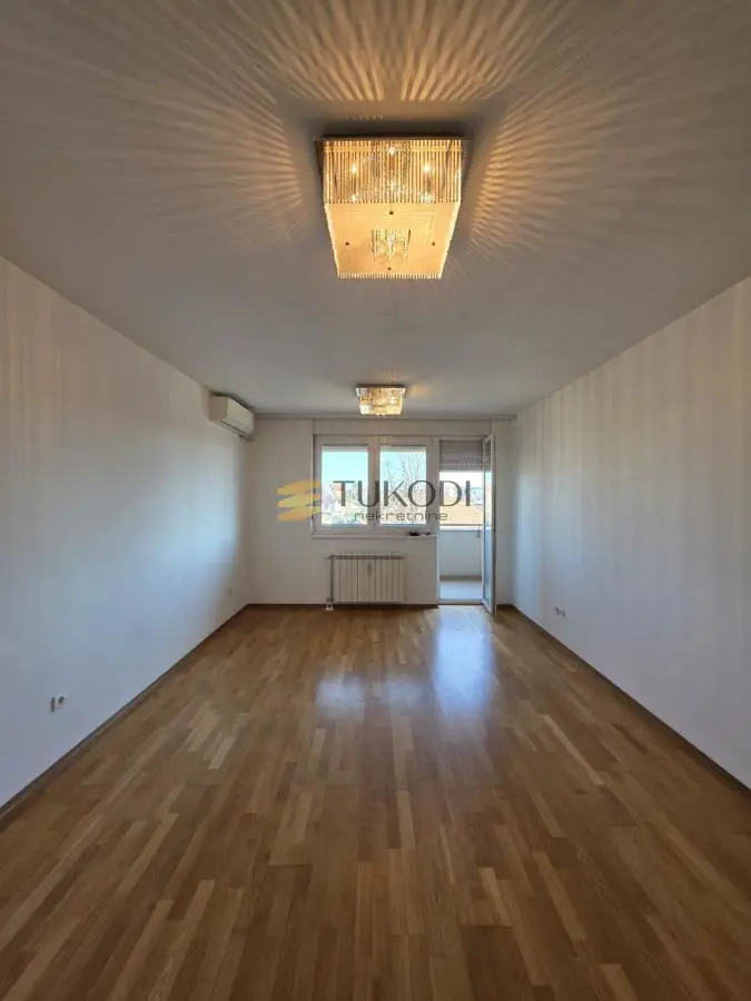 Novi Sad Adamovićevo Naselje  novogradnja Četvorosoban stanovi 265000 evra 