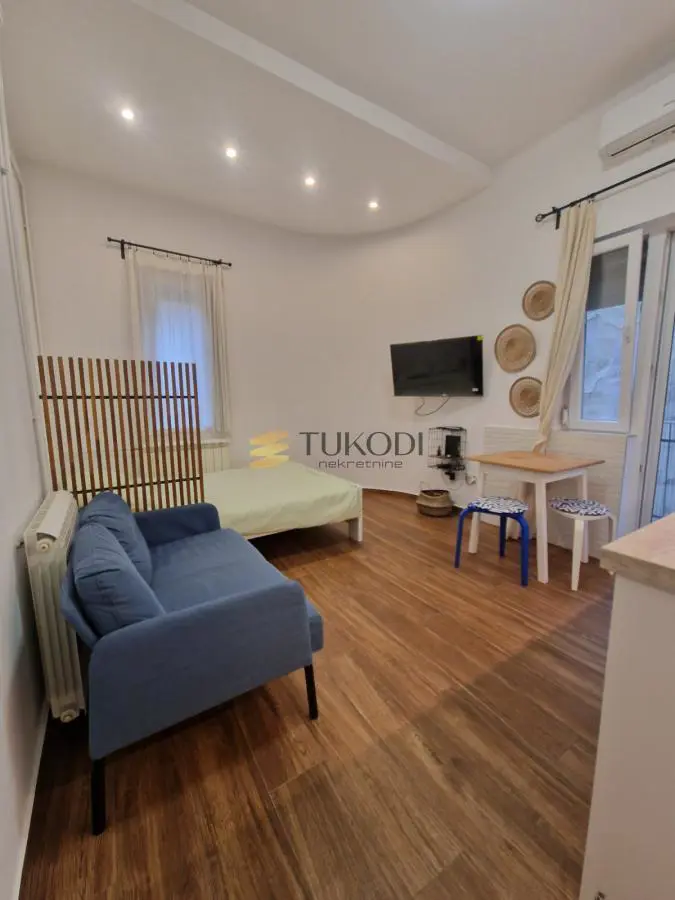 Beograd Stari Grad Garsonjera stanovi 550 evra 