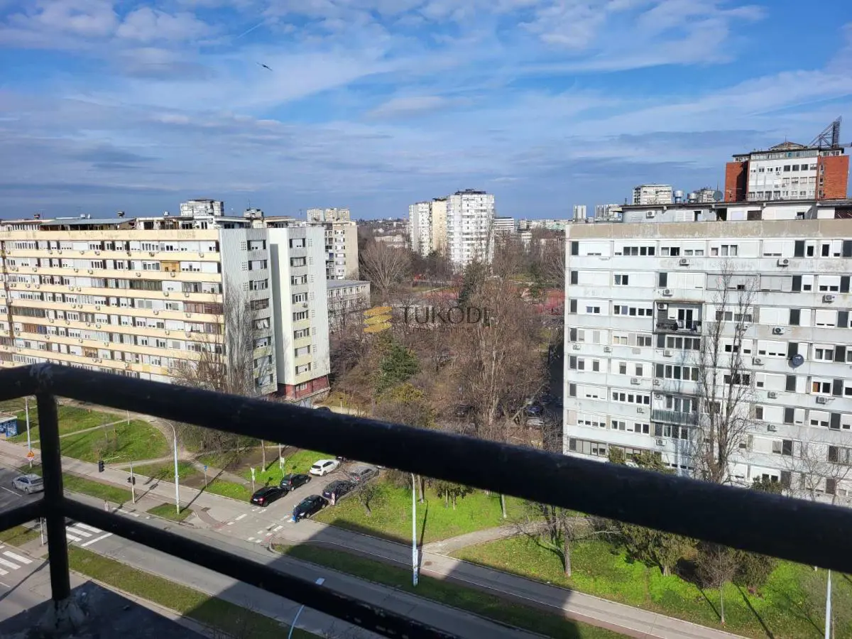 Beograd Novi Beograd  uknjizeni Dvosoban stanovi 215000 evra 