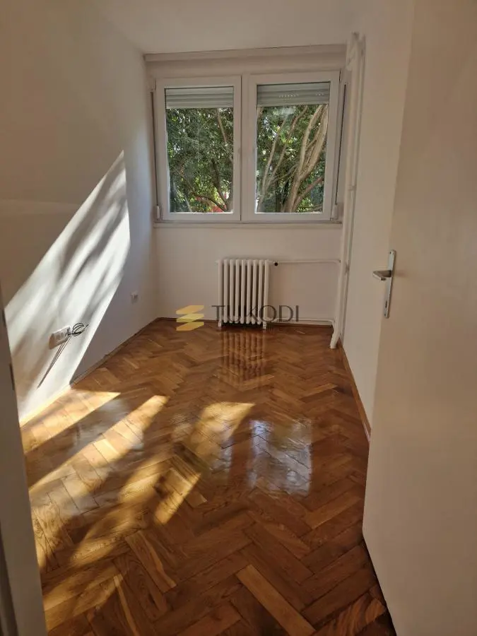 poslovni prostor Novi Beograd Hotel Yu i Stari merkator 750 evra 