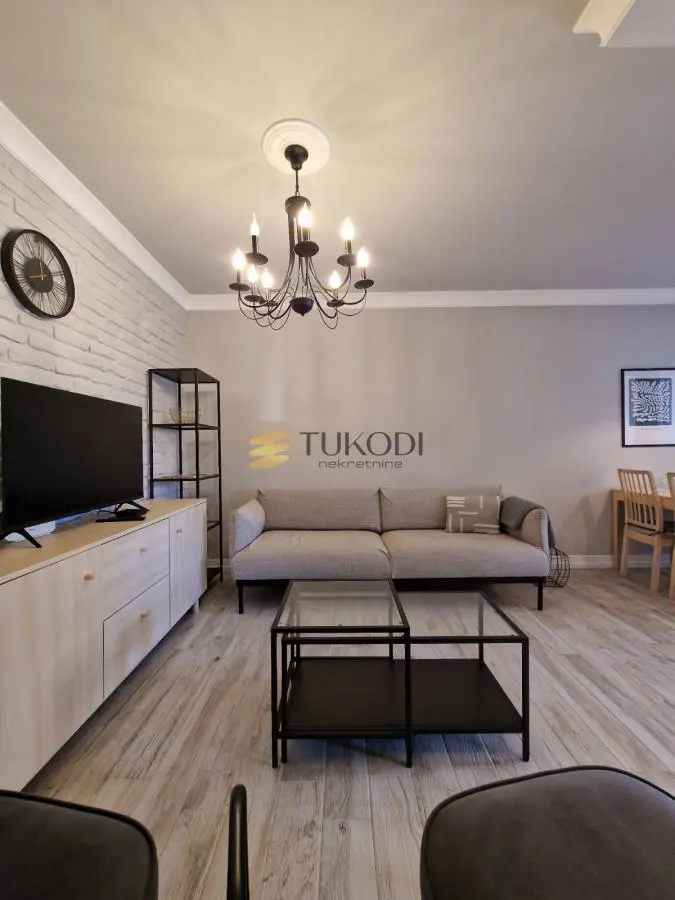 stanovi Novi Sad  novogradnja Trosoban 