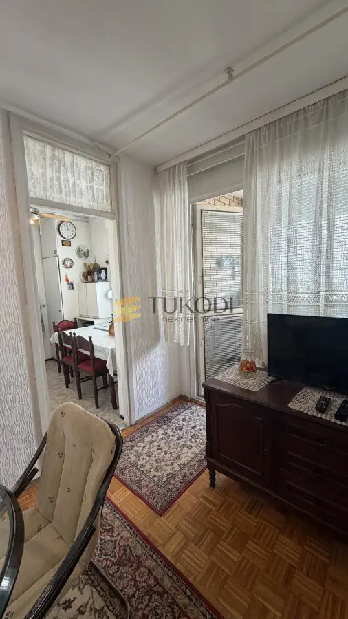  uknjizeni Troiposoban stanovi Novi Beograd Savski blokovi (44 45 70 70a) 254000 evra 