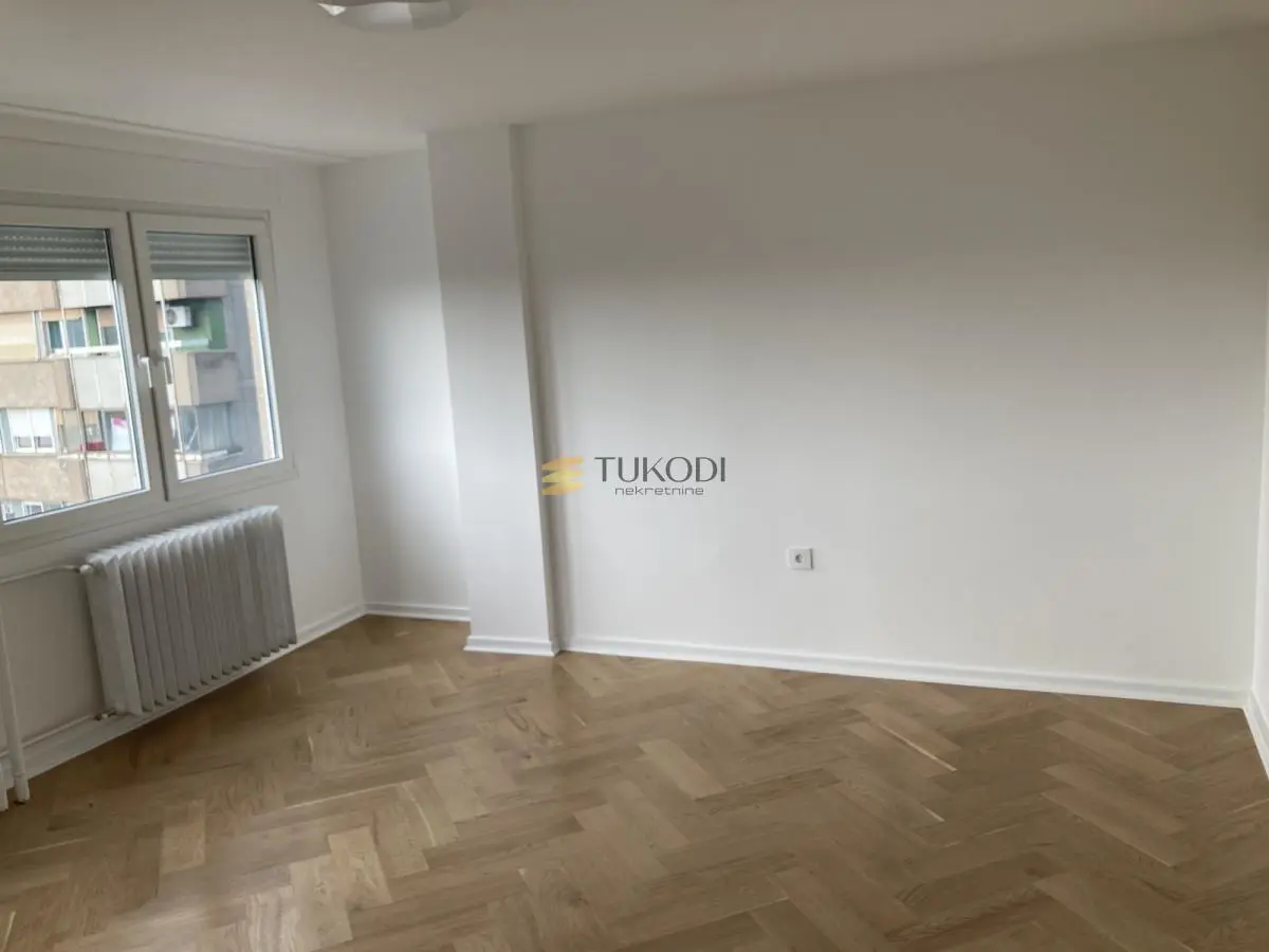 Novi Sad Liman 3  uknjizeni Trosoban stanovi 216000 evra 